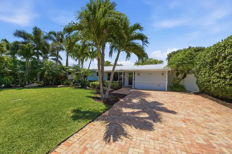 2600 NE 20th Street, Pompano Beach, FL 33062 - #3