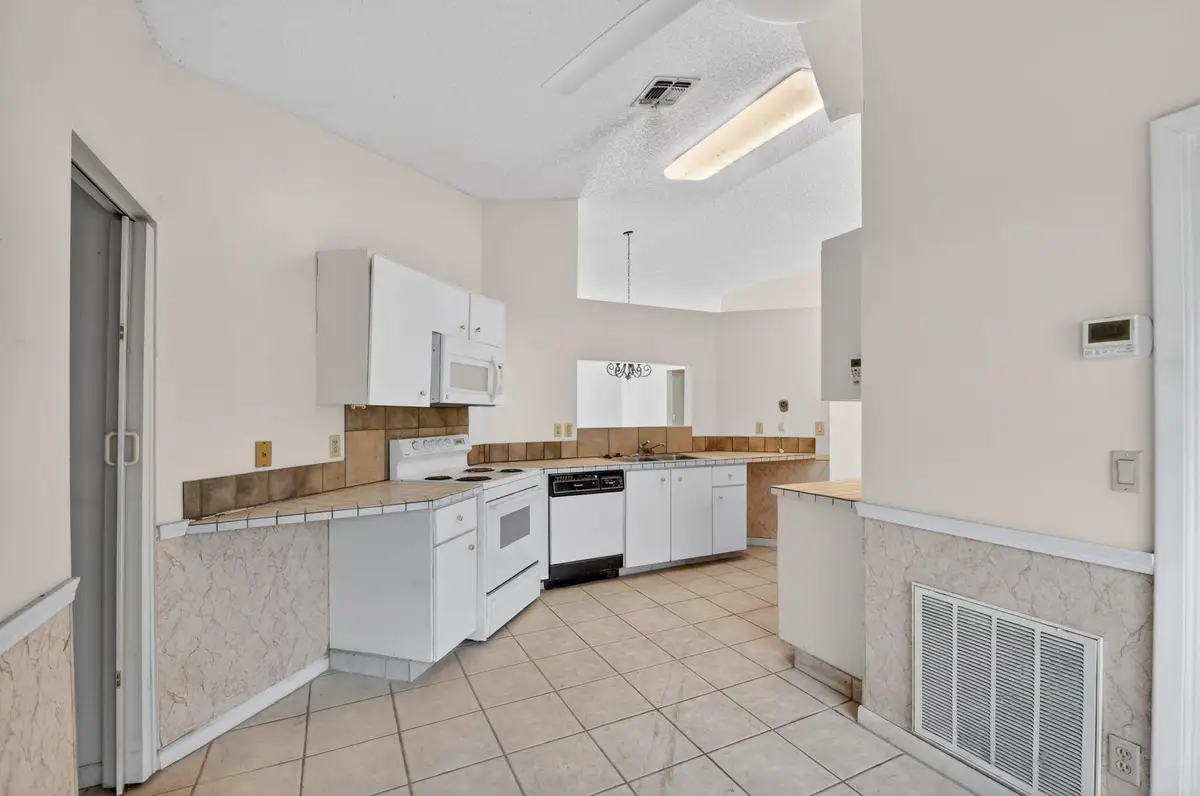 9 Corrie Place, Boynton Beach, FL 33426 - #1
