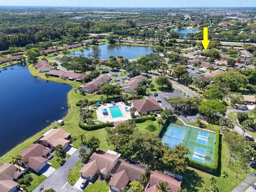 4 Knightsbridge Lane, Boynton Beach, FL 33426 - #3