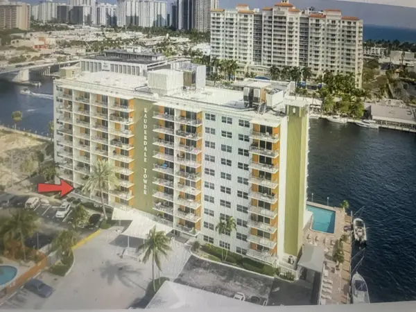 2900 NE 30th Street #B-2, Fort Lauderdale, FL 33306