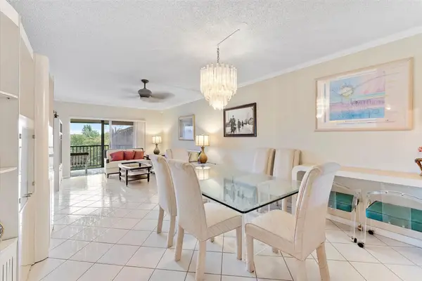 3900 NW 76th Avenue #307, Sunrise, FL 33351