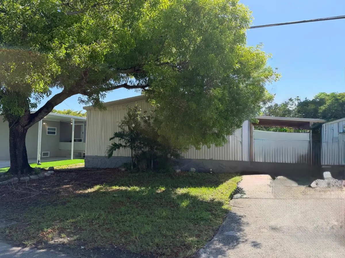 631 NW 215th Avenue, Pembroke Pines, FL 33029 - #1