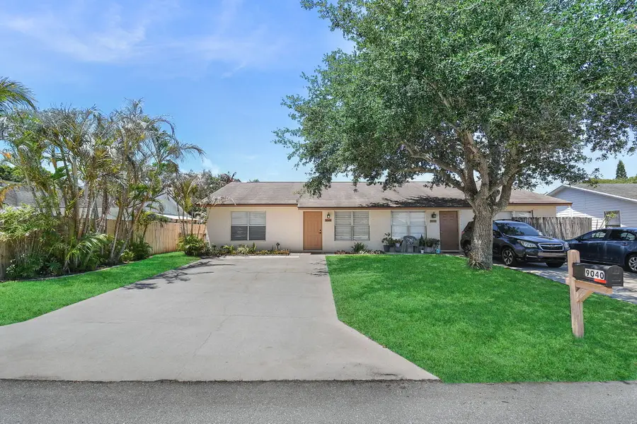 9040 SE Hobe Ridge Avenue, Hobe Sound, FL 33455 - #2