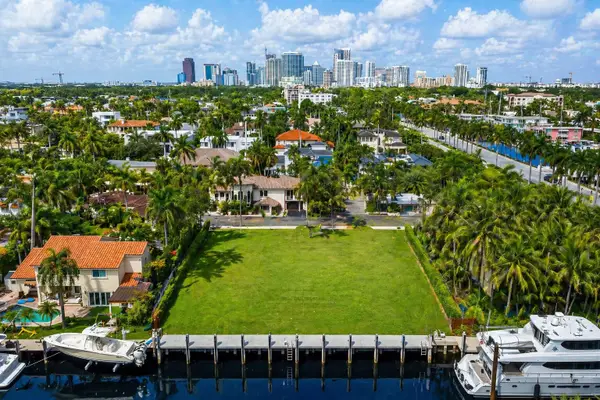 310 Coral Way, Fort Lauderdale, FL 33301