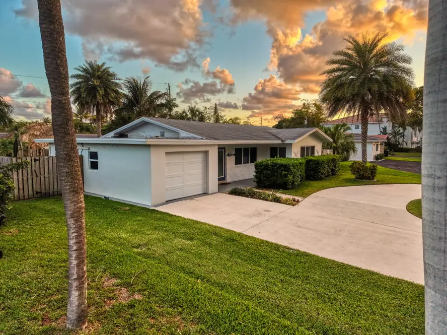 1970 NE 32nd Street, Lighthouse Point, FL 33064 - #2