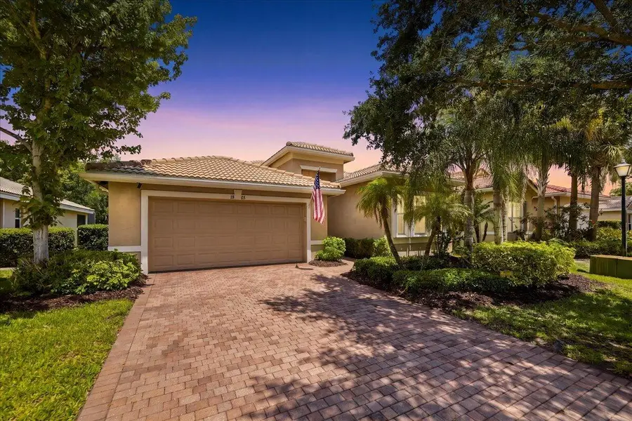 1963 Grey Falcon Circle Sw, Vero Beach, FL 32962 - #2