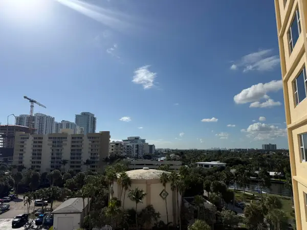 1200 Hibiscus Avenue #806, Pompano Beach, FL 33062