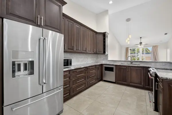2620 E Aragon Boulevard #3, Sunrise, FL 33313