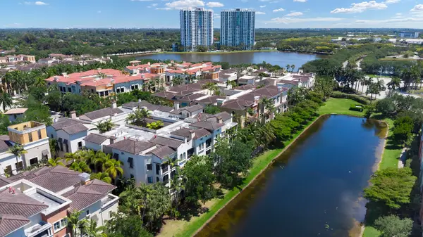 2955 NW 126th Avenue #220-5, Sunrise, FL 33323