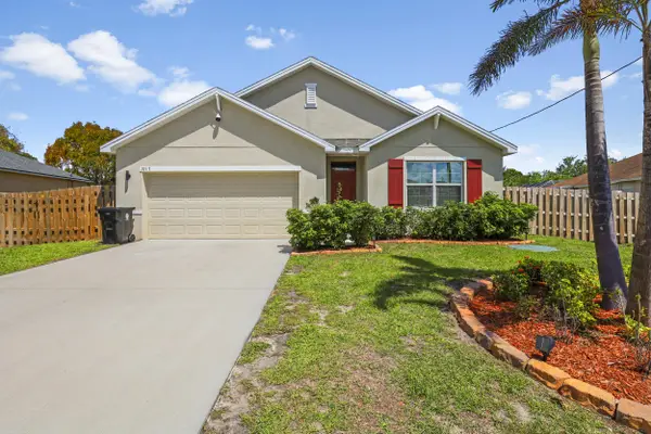 1017 SW Kant Avenue, Port St Lucie, FL 34953