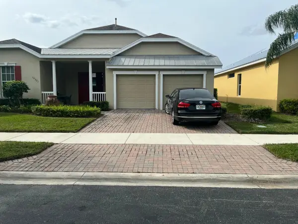 10521 SW Westlawn Boulevard N, Port St Lucie, FL 34987