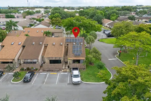 1966 SW 81st Terrace, Davie, FL 33324