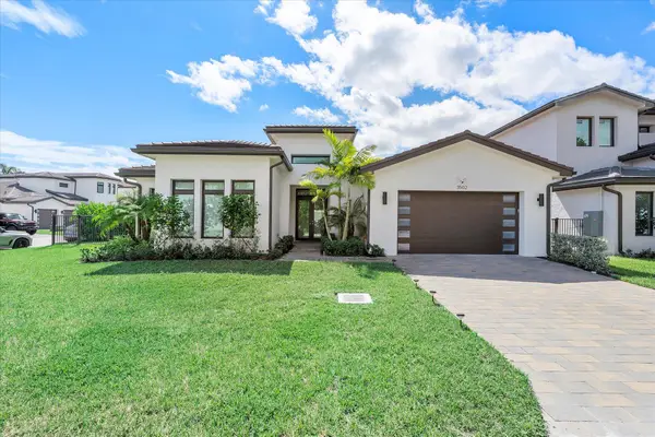 3502 Ashwood Circle N, Fort Lauderdale, FL 33312