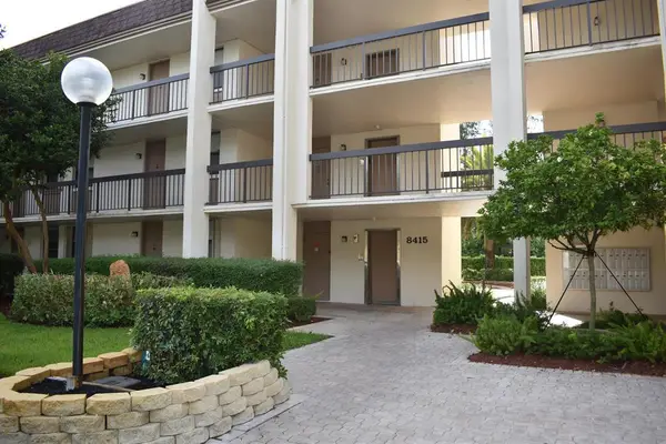 8415 Forest Hills Drive #305, Coral Springs, FL 33065