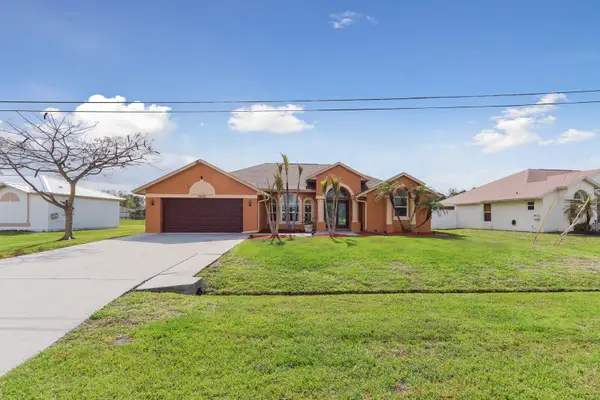 6478 NW Volucia Drive, Port St Lucie, FL 34986
