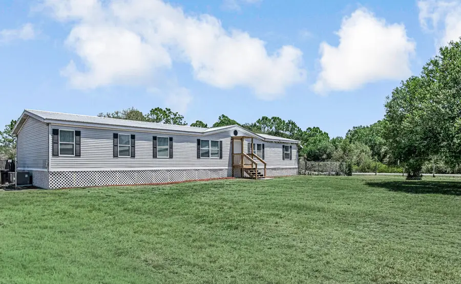 545 Bald Cypress Avenue, Clewiston, FL 33440 - #3