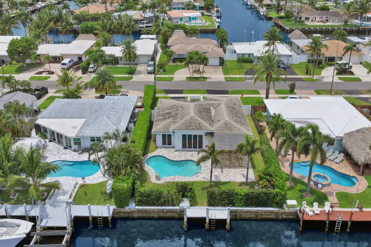 320 SE 5th Avenue, Pompano Beach, FL 33060 - #1