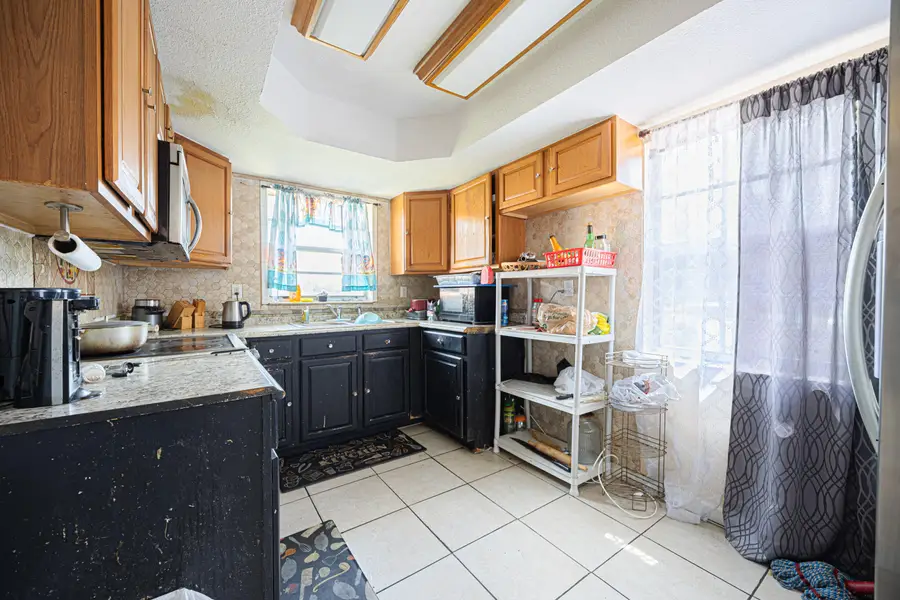 1125 NW 27th Avenue, Fort Lauderdale, FL 33311 - #3
