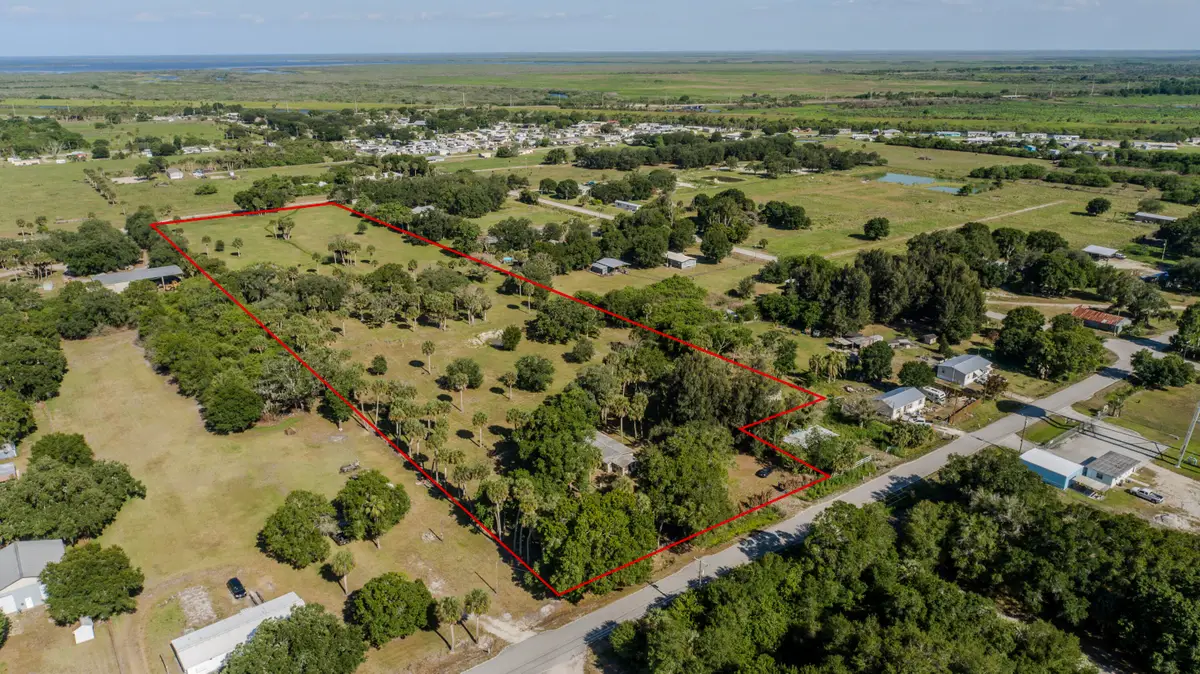 1100 Red Barn Rd N W, Moore Haven, FL 33471 - #1