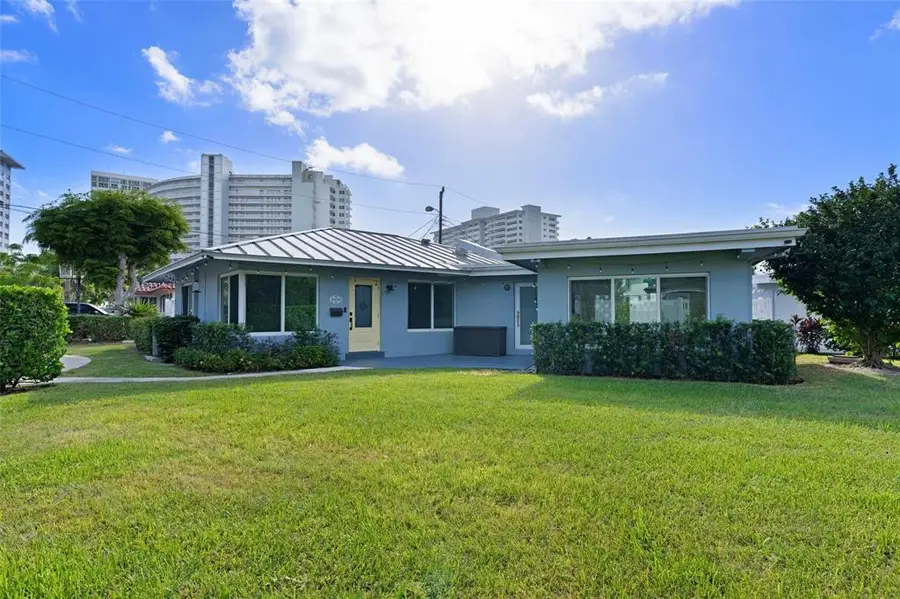 2000 SE 26th Avenue, Fort Lauderdale, FL 33316 - #2