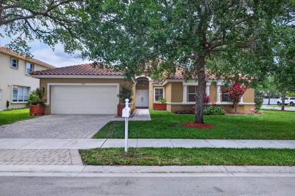 19111 SW 8th Street, Pembroke Pines, FL 33029