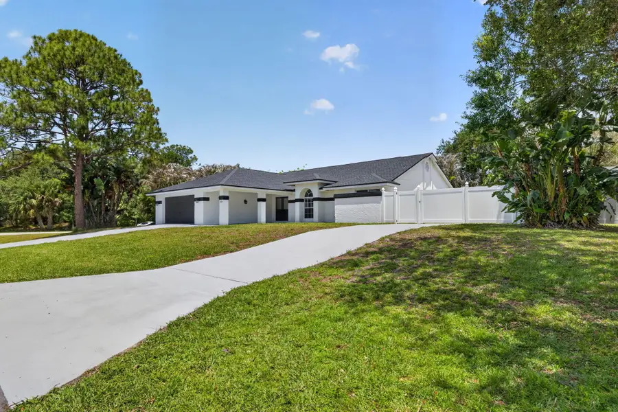 1721 SW Ocean Cove Avenue, Port Saint Lucie, FL 34953 - #3