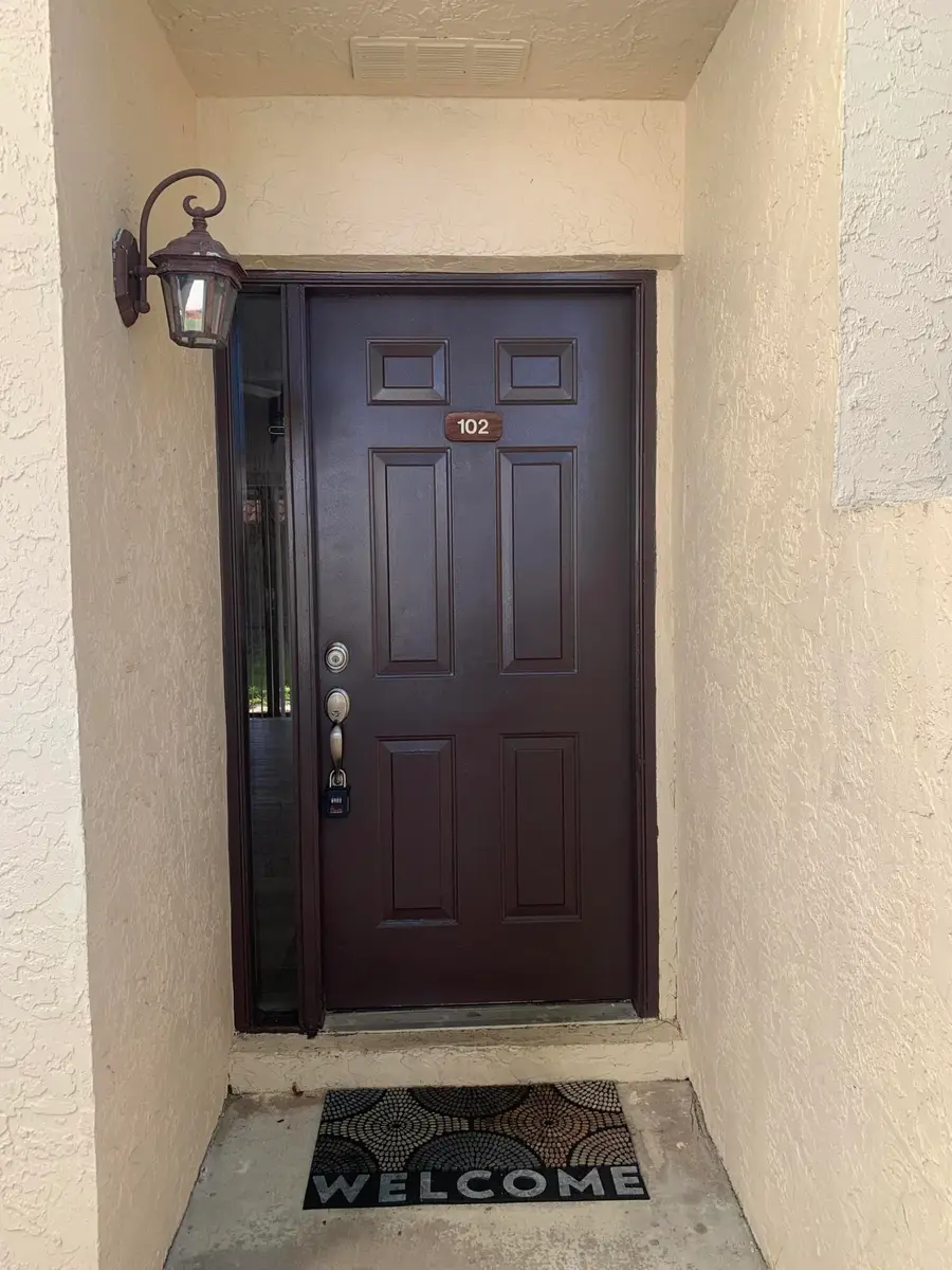 12 Via De Casas Sur #102, Boynton Beach, FL 33426 - #2