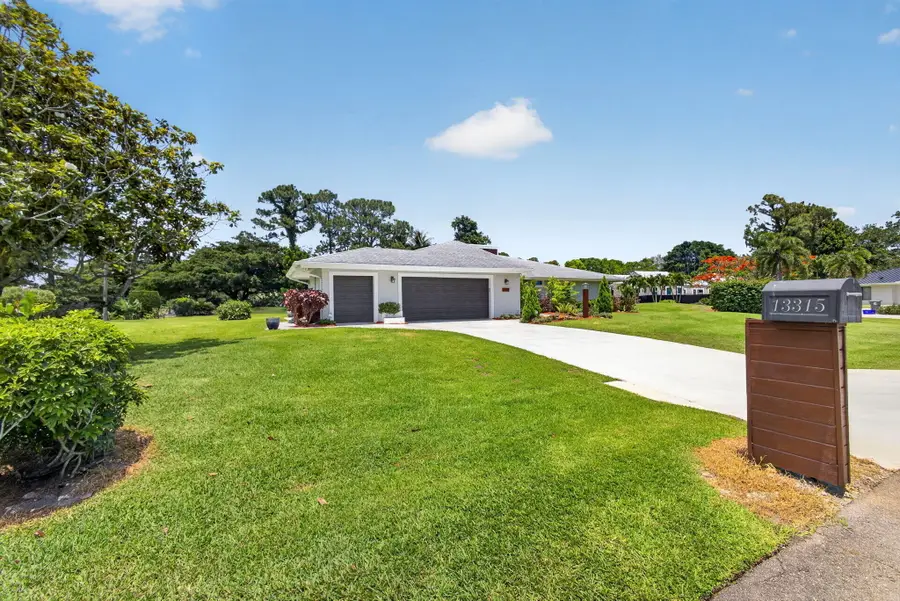 13315 Saffron Circle, Palm Beach Gardens, FL 33418 - #2