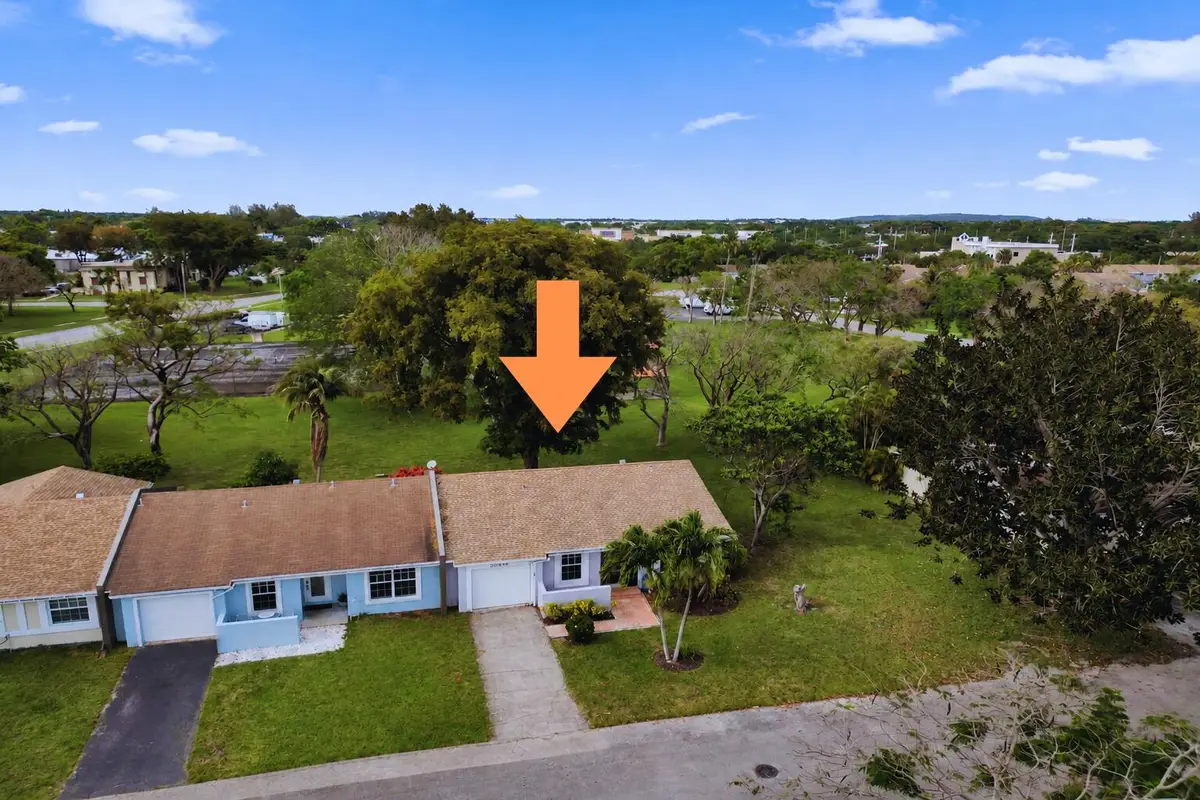 5544 Lakewood Circle S #F, Margate, FL 33063 - #1