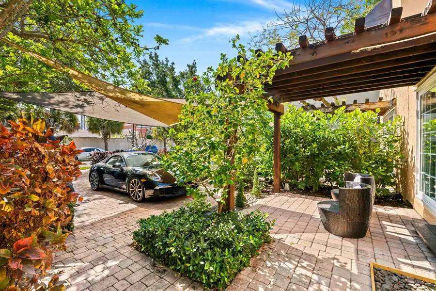 641 NW 1st Avenue, Fort Lauderdale, FL 33311 - #2