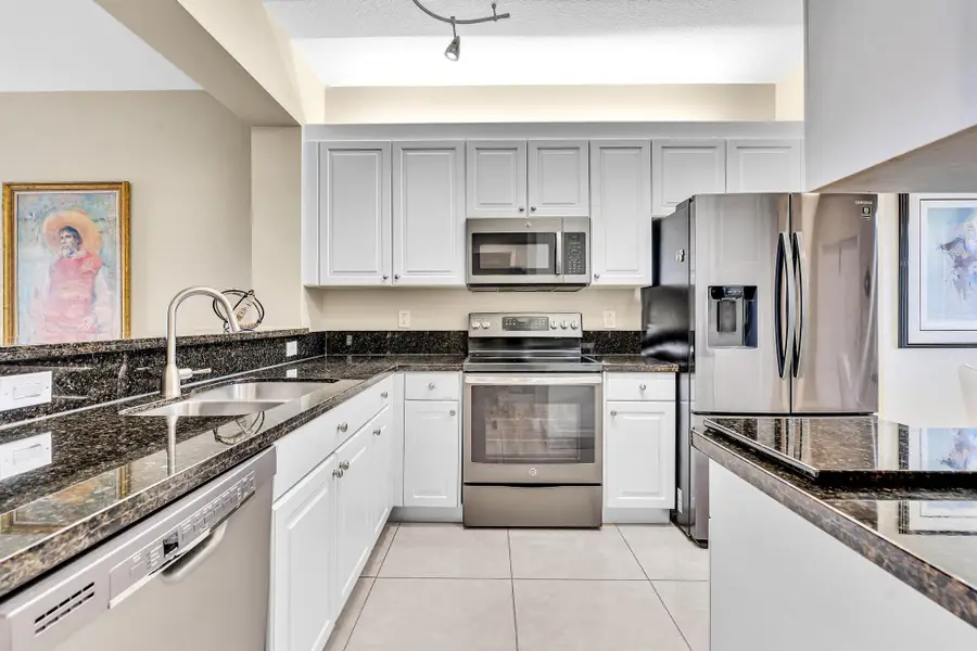 7735 Yardley Drive #406, Tamarac, FL 33321 - #3