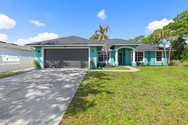 3674 SW Margela Street, Port St Lucie, FL 34953