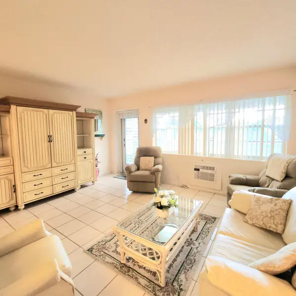 164 Sheffield G, West Palm Beach, FL 33417