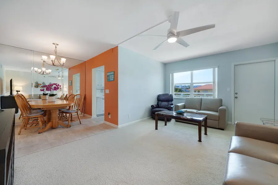37 Yacht Club Drive #Unit 202, North Palm Beach, FL 33408 - #3