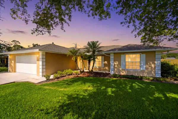 5105 Paleo Pines Circle, Fort Pierce, FL 34951