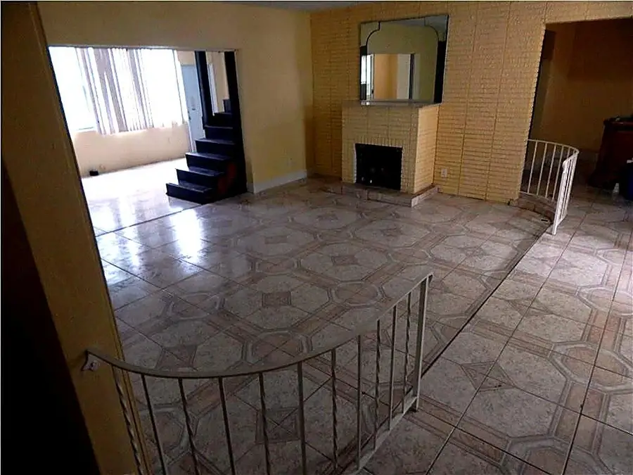 3640 NW 39th Street, Lauderdale Lakes, FL 33309 - #2