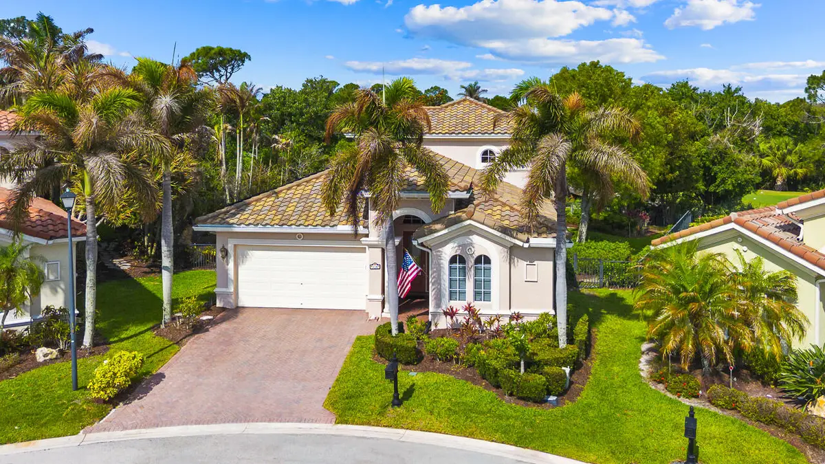 904 SW Pebble Lane, Palm City, FL 34990 - #1