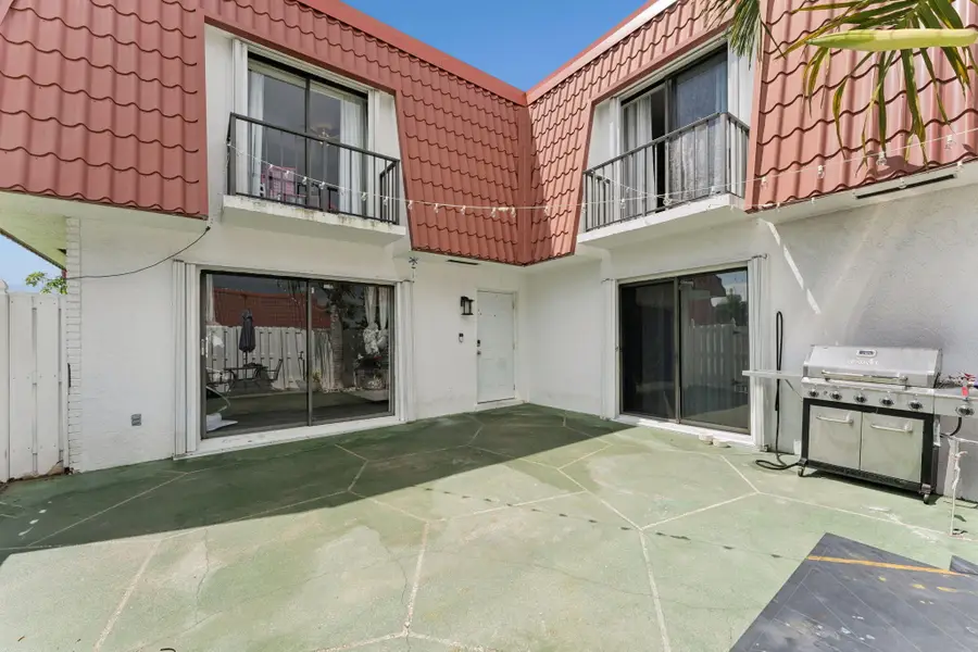 1425 Oxford Lane, Boynton Beach, FL 33426 - #2