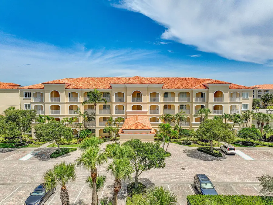 1 Harbour Isle Drive E #Ph2, Fort Pierce, FL 34949 - #3