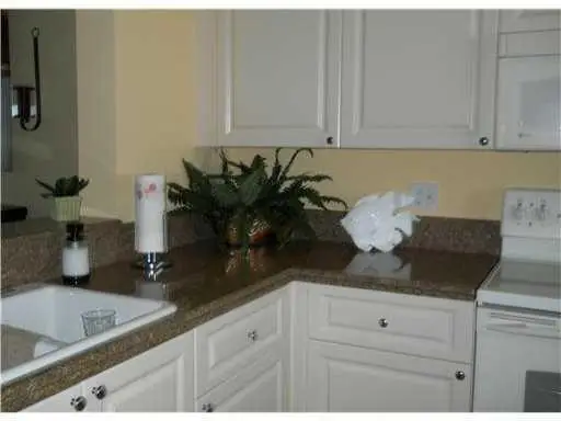 20 Harbour Isle Drive W #Ph01, Fort Pierce, FL 34949 - #3