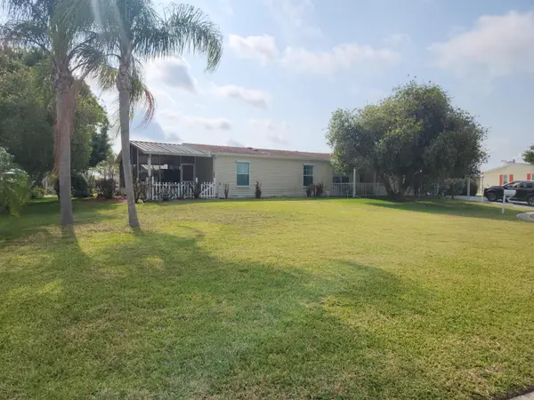 7650 Red Crossbill Court, Port St Lucie, FL 34952