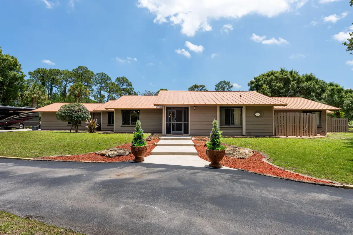 11001 SW Hawkview Circle, Stuart, FL 34997 - #1