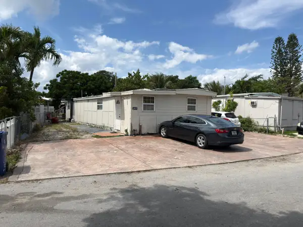 12875 SW 10th Street, Miami, FL 33184