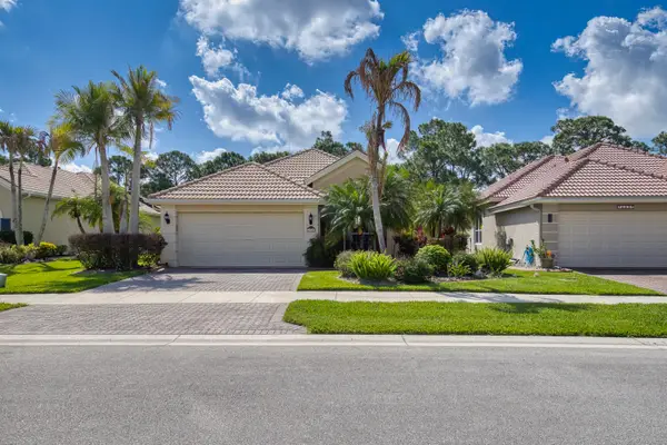 665 SW Andros Circle, Port St Lucie, FL 34986