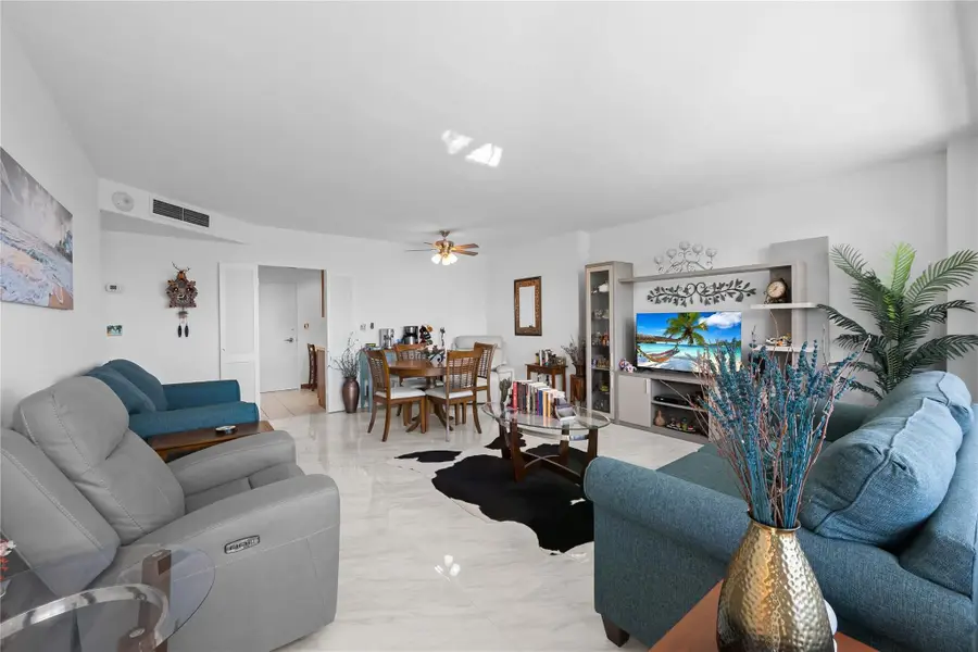 3300 NE 36th Street #1711, Fort Lauderdale, FL 33308 - #3
