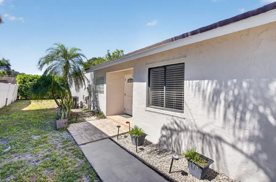 7 Kyle Way, Boynton Beach, FL 33426 - #2