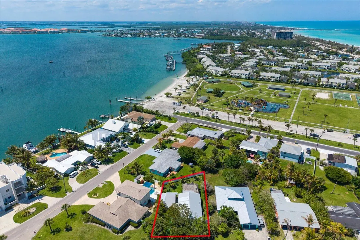 1706 Plover Avenue, Fort Pierce, FL 34949 - #1
