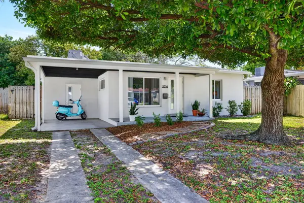 5216 NE 2nd Terrace, Oakland Park, FL 33334