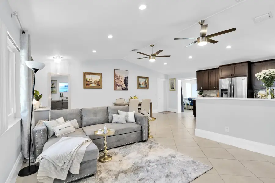 432 SW Natura Avenue, Deerfield Beach, FL 33441 - #2