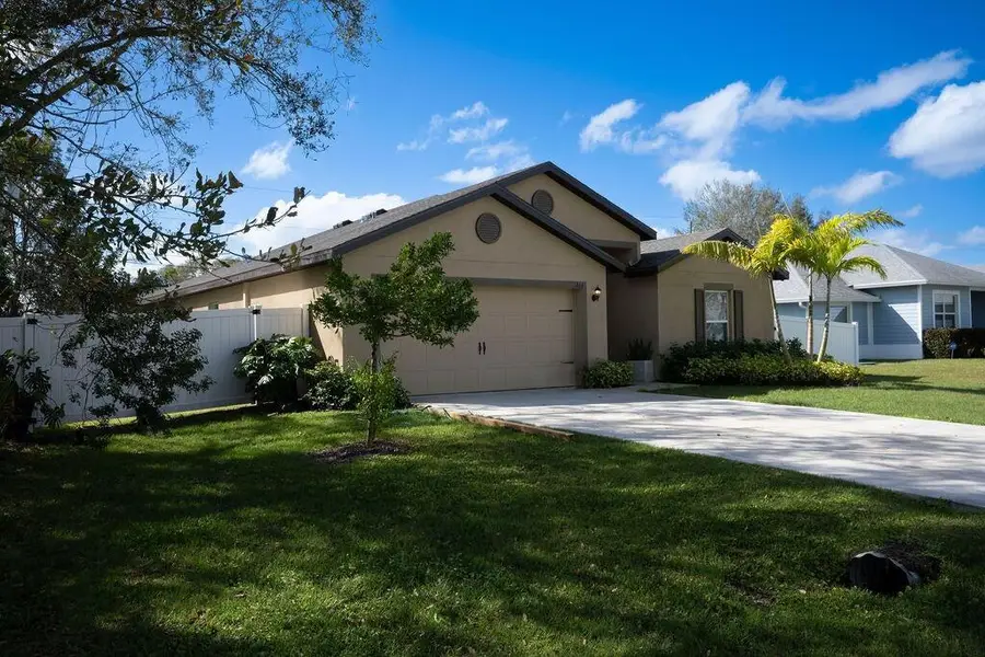 414 SW Dahled Avenue, Port Saint Lucie, FL 34953 - #2